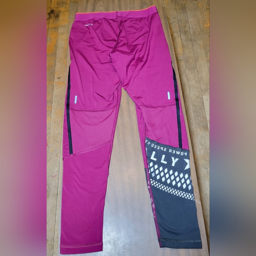 REEBOK One Series wp warm leggings, women's Thermoactive Leggings Sz M